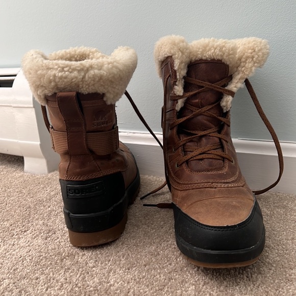 Sorel leather snow boots - Picture 2 of 3